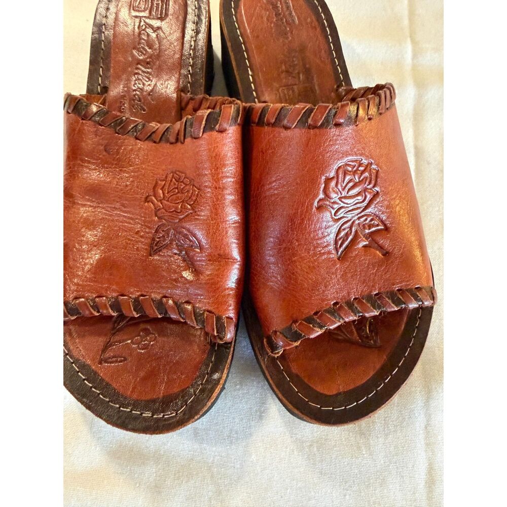 Lightweight Huaraches Sandals Embossed Leather Size 6 - Picture 5 of 5